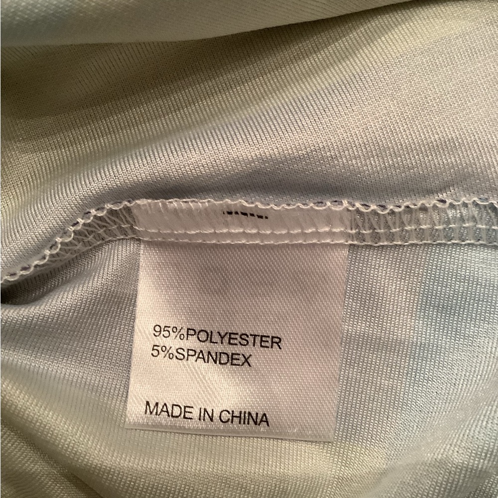 Beyond this plane gorgeous skirt and top set size 4X - Picture 11 of 13